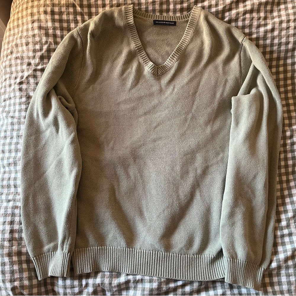 Brandy Melville V-Neck Oversized Sweater - Picture 6 of 6